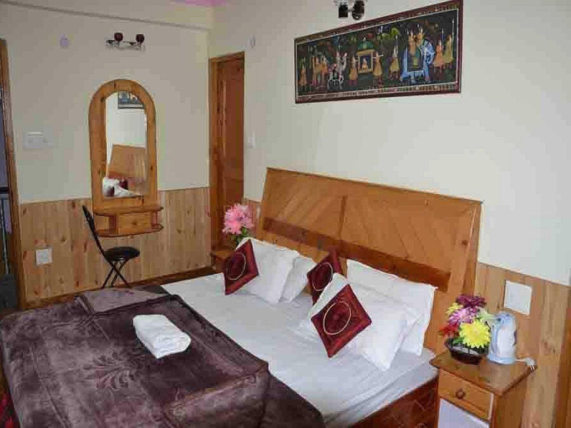 Hotel O Antriksh Cottage Manāli Eksteriør billede