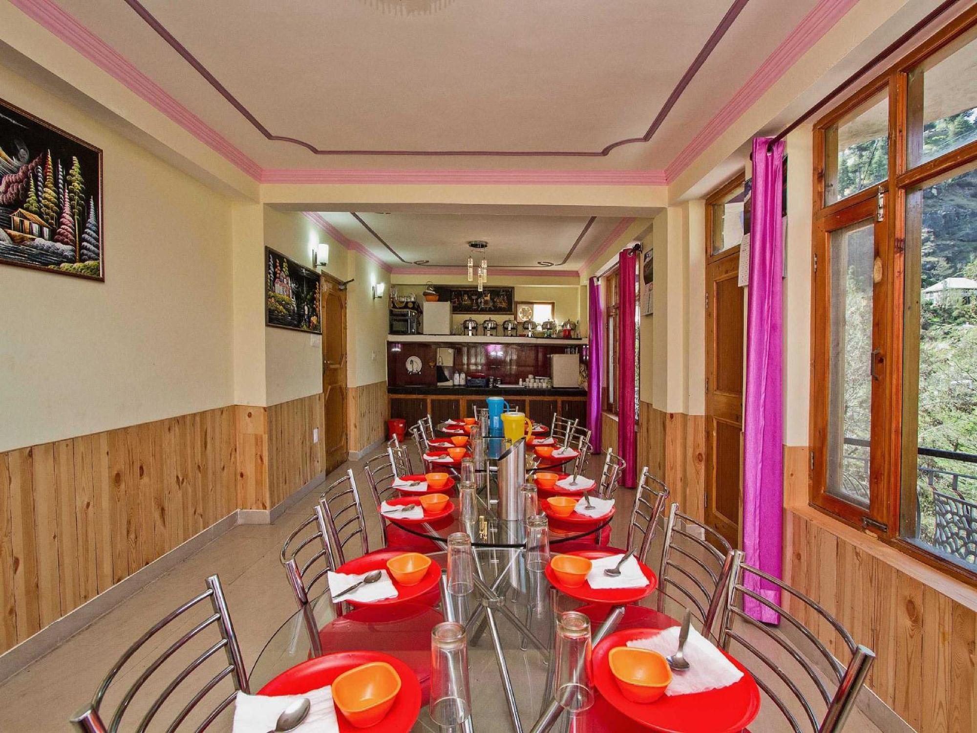 Hotel O Antriksh Cottage Manāli Eksteriør billede