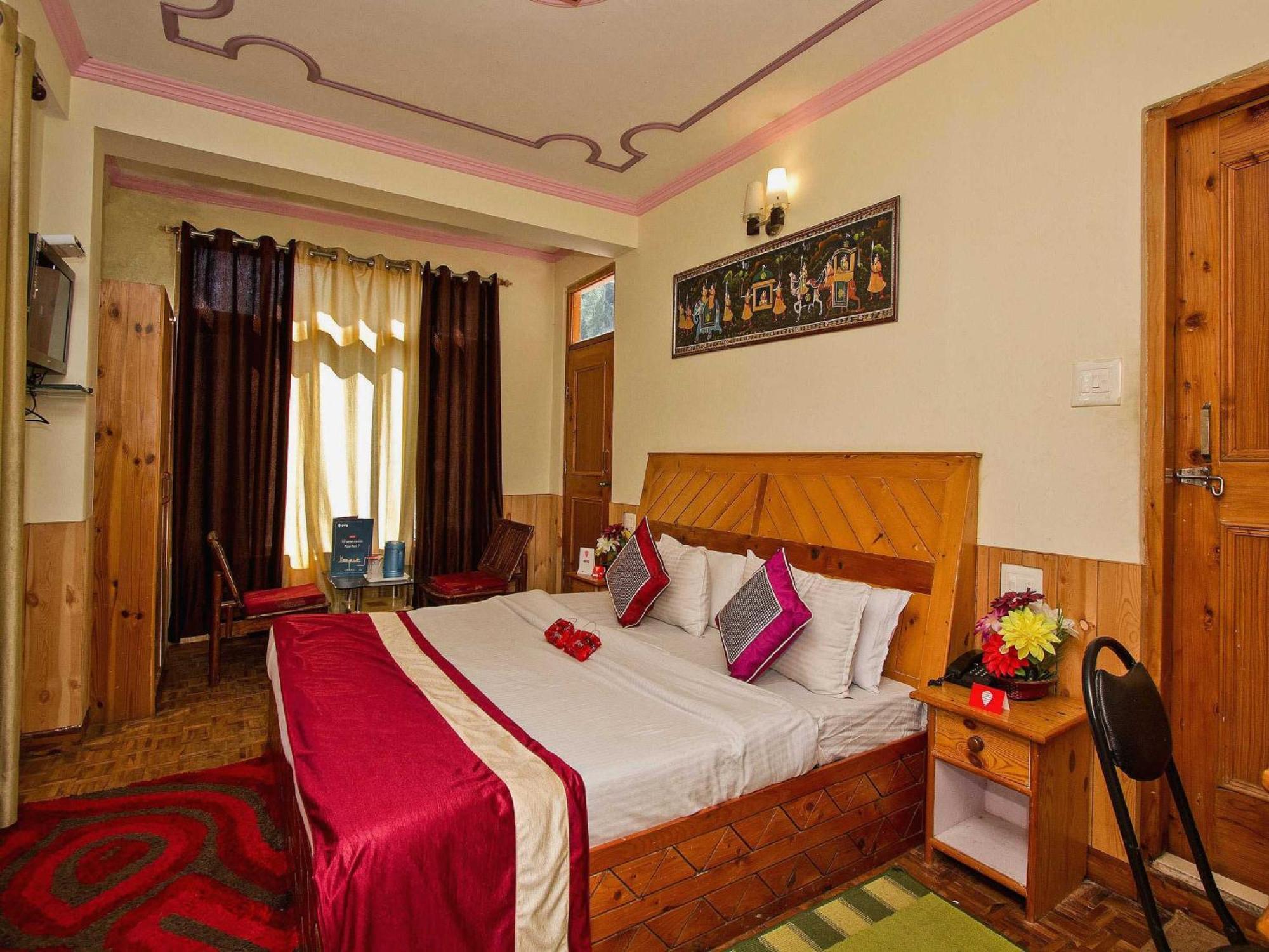 Hotel O Antriksh Cottage Manāli Eksteriør billede